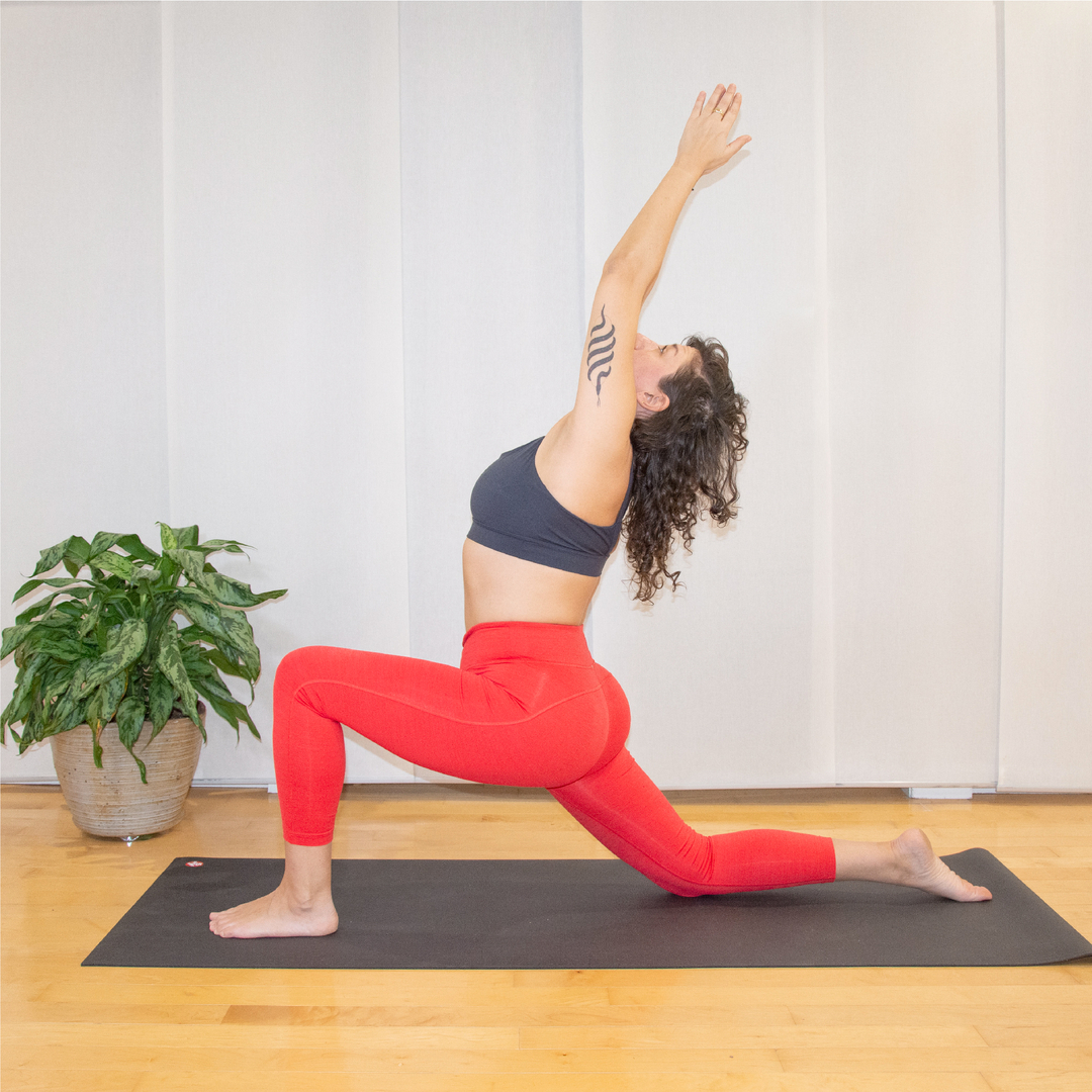 ⚡️One of my favorite poses which I'm sure you already know!! Do you like this pose too?  🌕🌞⚡️ 

#yogateacher #bepresent #momentscount #breathe #yogalife #yogapractice #yogainspiration #yogalove #yogajourney #soulnsteady