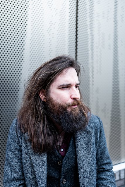 This is your daily reminder that I hate the #snow. I know it's gone, in #Hull at least but still. I hate it. 

Still, I love <a href="/StewieBaxter/">Stewart Baxter</a> and thank him for this nice shot, of me....in the snow.