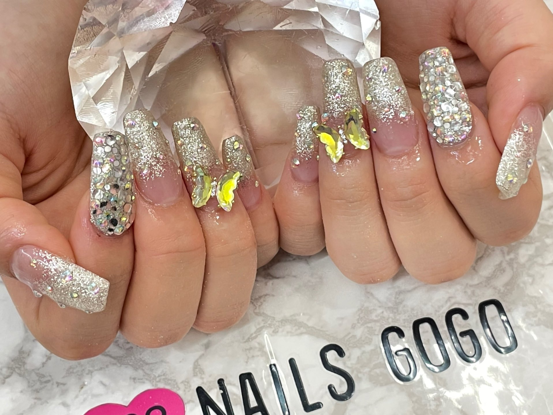 Nailsgogo 渋谷 ネイルサロン Nailsgogo ネット予約 T Co Pjrbh5rlbe インスタ T Co Gmbqsa2d9y ネイル 担当 久保田 キラキラネイル 蝶ネイル ありがとうございました 渋谷ネイルサロン 派手ネイル スカルプ スカルプネイル
