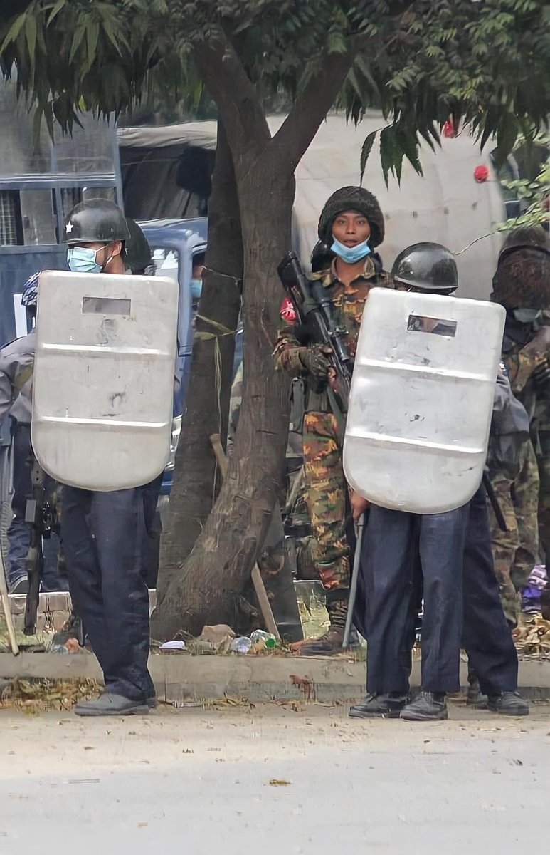 suu_hom's tweet photo. He was just 14. He was volunteering to help injured persons during the crackdown by the Military in Mandalay where he was shot to head.His last words were “I don’t think I can make it” when referring himself as ‘son’ to other helpers surroundings.#CrimeAgainstHumanity #WarCrimes https://t.co/a74ZmaZVrN