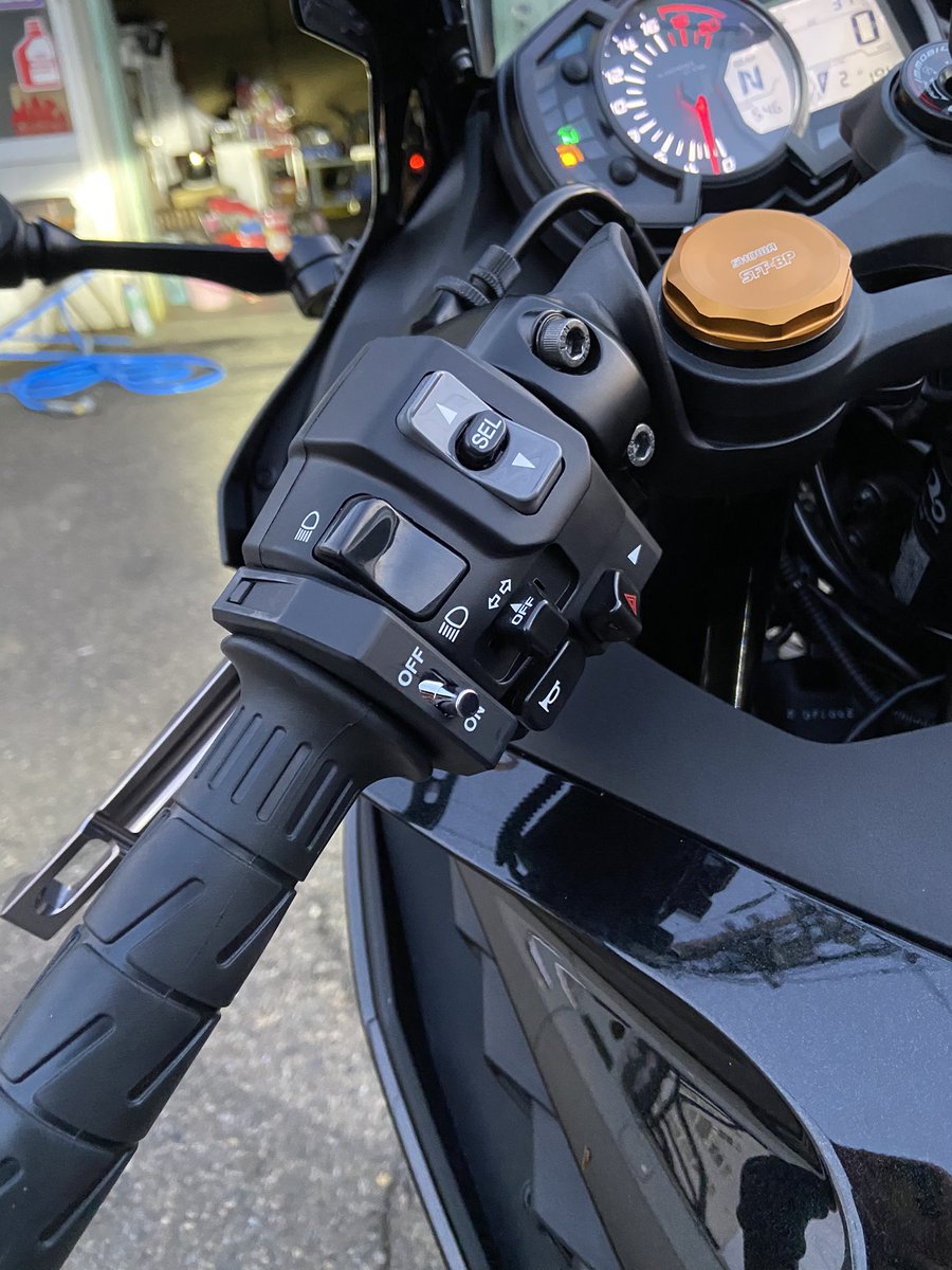 くぼみき くぼみき 81220)F/フォグランプASSY トヨタ トヨタ純正品番