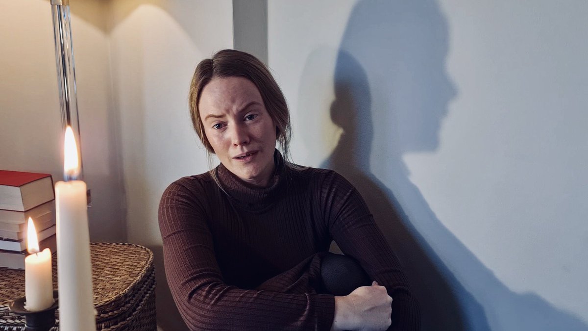 LizzieJHolmes's tweet photo. Final day of home filming tomorrow for our #OperainLockdown Suor Angelica. I’ve learnt a lot during the process & loved working on the lighting to add depth to the space. My biggest challenge has been trying to make Angelica as real as possible - & believable close up on camera! https://t.co/5MHEwUQvqn