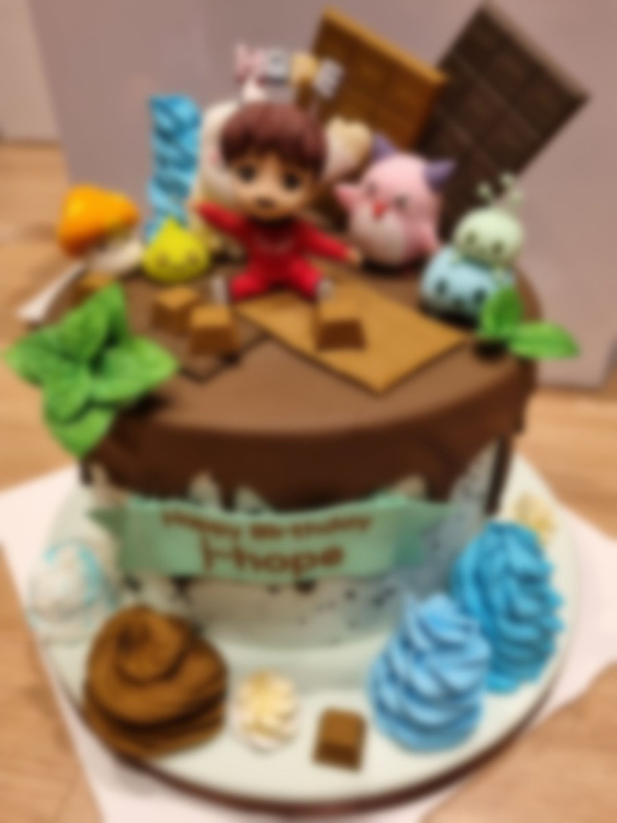 Bts Project Belgium Weverse Jhope 2102 Un Gateau Trop Precieux Pour Que Je Sois Le Seul A Le Voir Een Kostbare Taart Die Ik