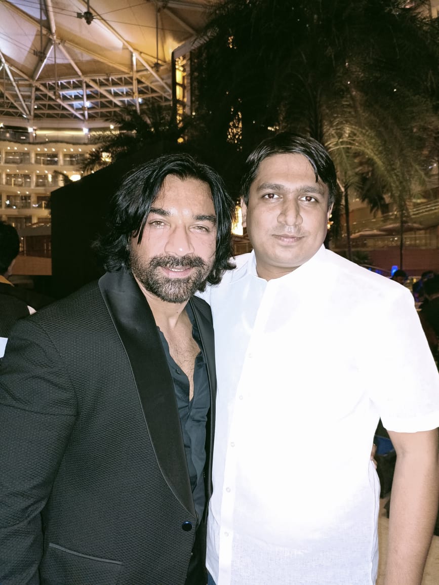 the_VinayDubey's tweet photo. ❤❤ Bhai bhai ❤❤
@AjazkhanActor  ❤
🇮🇳🇮🇳 #VinayDubeyMumbai 🇮🇳🇮🇳 https://t.co/WOWkpa4aDW