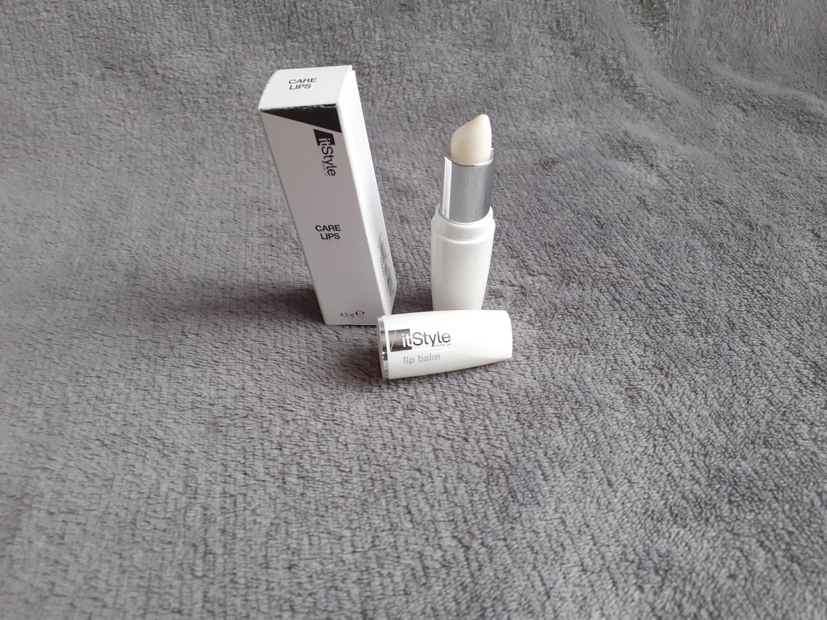 ProductTestFR's tweet photo. ItStyle Baume Protecteur et Anti-Age 💄
Les lèvres paraissent naturellement pulpeuses, plus jeunes et superbement dessinées.
#itstyle #itstylemakeup #baume #baumealevres #testauthentique #test #testeuse #makeup #trustbeauty #trustbeautycrew https://t.co/aIWPLHJsNq