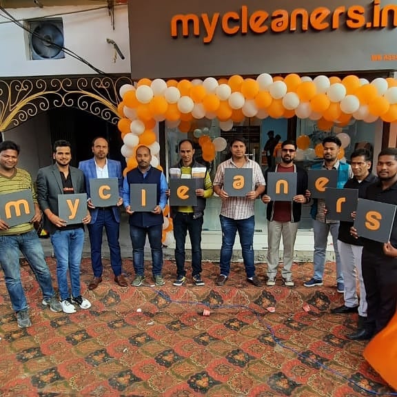 MycleanersIn's tweet image. Mycleaners.in Presents World&apos;s 1st Integrated Live Cleaning studio operating fully on Solar Energy launched @ Indo Nepal border #Nautanwa
We at Mycleaners are committed to bring innovation in the cleaning space 🙏
#solarenergy #GreenIndiaChallenge #greenenergy #startup
