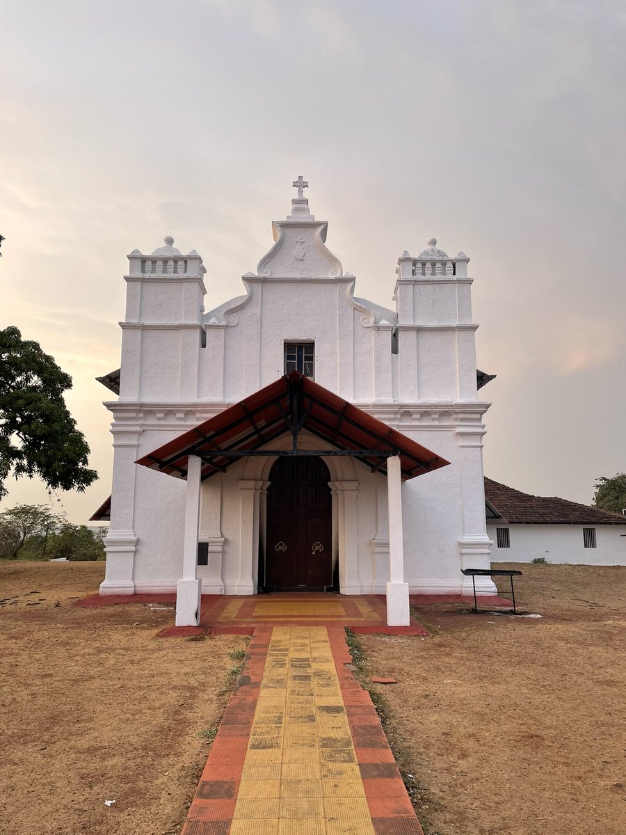 gr13gr's tweet photo. Guess this place in #Goa ! https://t.co/92YuzD5eR2