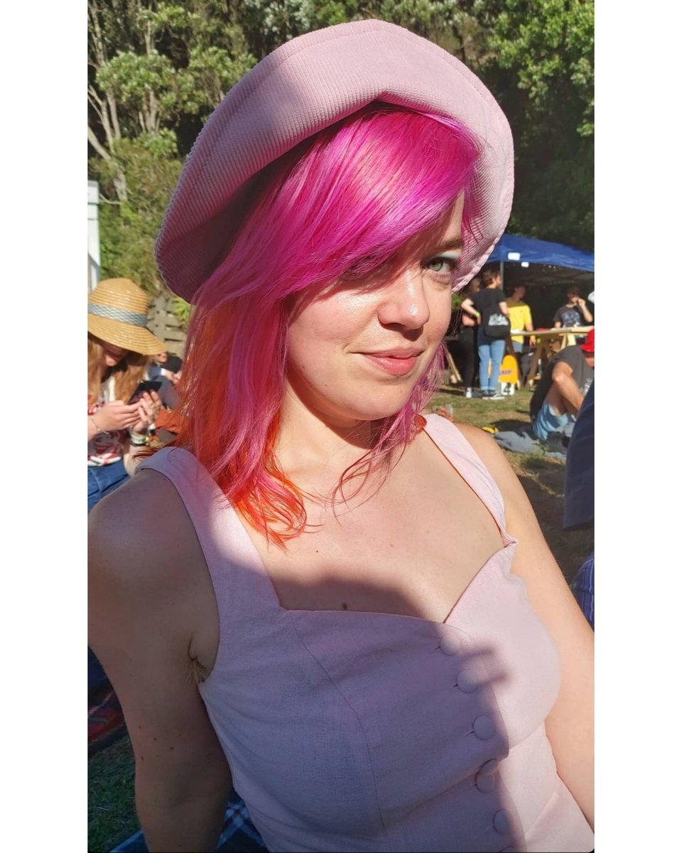 DeirdreQuaid's tweet photo. As a twin people used to always say "I can't tell ye apart!" Well now it's so easy!
Maeve is at a music festival in Wellington NZ, enjoying a relatively normal life during a devastating pandemic.
And I'm doomed to walk the same 5K loop here in Tipp thanks to a perpetual lockdown! https://t.co/scmjUur4c8