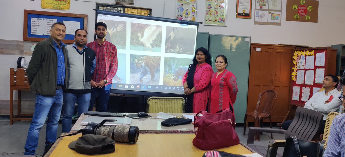 As part of Project "Natural Neighbourhood", Feeling Proud to Spread message around Nature Conservation &amp; Wildlife Protection at a Grass Root Level through Wildlife Photography workshop with DOE students from SBV Kalyanpuri
#PicMyNature
@DrPoonam19mt <a href="/msisodia/">Manish Sisodia</a> <a href="/PbpandeyB/">B P Pandey</a> <a href="/htdelhi/">HT Delhi</a>