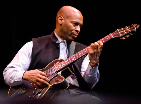 globaljazzqueen's tweet photo. "Sam Rivers encouraged musicians to paint with sound. His freedom and trust instilled confidence. He said, 'Kevin if I’m the solo, the comet, and you’re the tail, elevate...chuckle, chuckle...comets are alive, let’s fly'.”  - @Kevin_Eubanks on Sam Rivers ahead today @wbgo. #jazz https://t.co/Uf7Fj6ufMJ