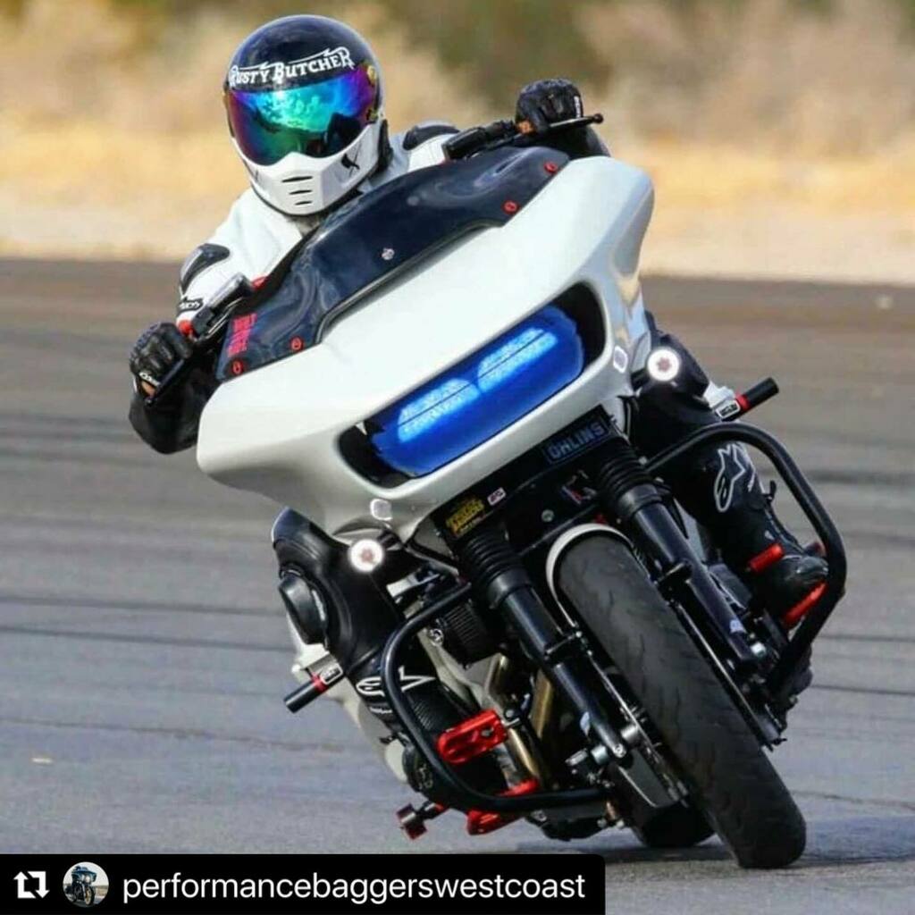 RepublicHarley's tweet photo. #Repost @performancebaggerswestcoast with @make_repost
・・・
@jakdupkustoms #roadglide #performanceroadglide #fltrx #baggerracingleague #performancebaggerswestcoast #iride #performancebaggers #performancebagger #baggers #performanceharley #bagger #harl… https://t.co/HOHrDOIUdJ https://t.co/xz3vBeYzpp