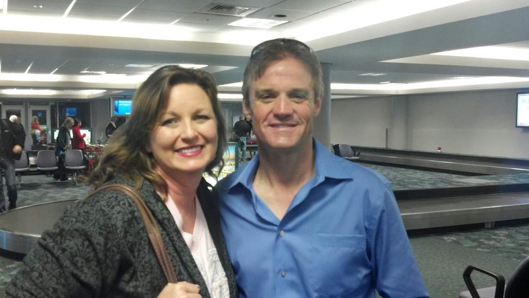 BWayneR48's tweet photo. Hey @Kenny_Wallace I ran across this picture of you and @PookieSpain aka my wife, at the Daytona Beach airport in 2012. We talked racing and St Louis Cardinals! #Daytona500 https://t.co/NM7TR8efX2