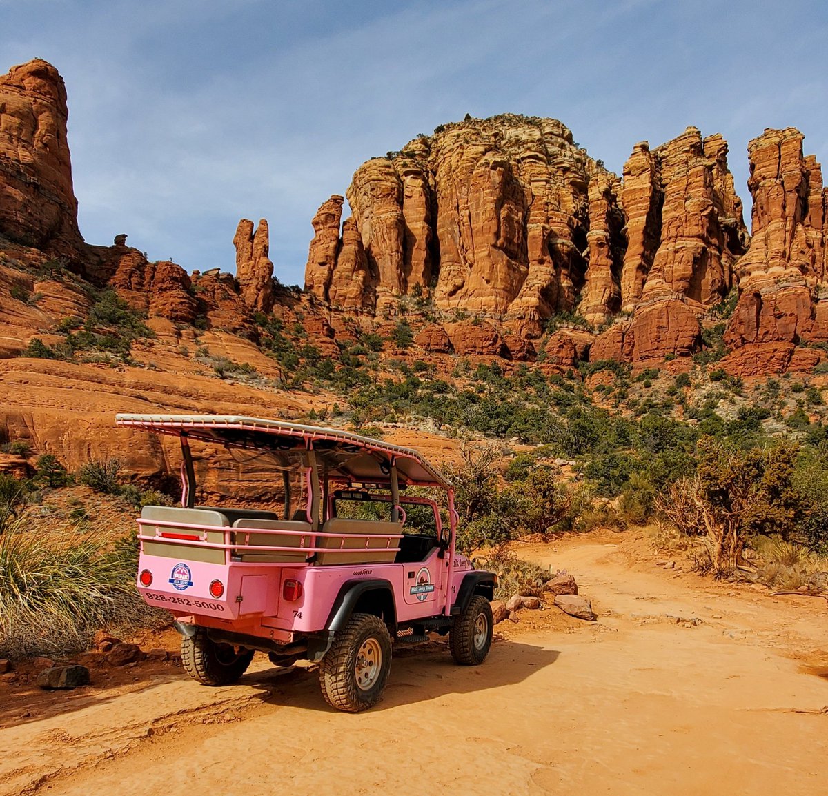 It's been a crazy few months.
✅ Quit my beloved waitstaff job at FRBBQ
✅ Went to truck driving school
✅ Obtained CDL Class A 
✅ Started new truck driving job, team driving
✅ Worked too many hours in the truck
✅ Obtained new job as Jeep Tour Guide
✅ Moved to Sedona, Arizona