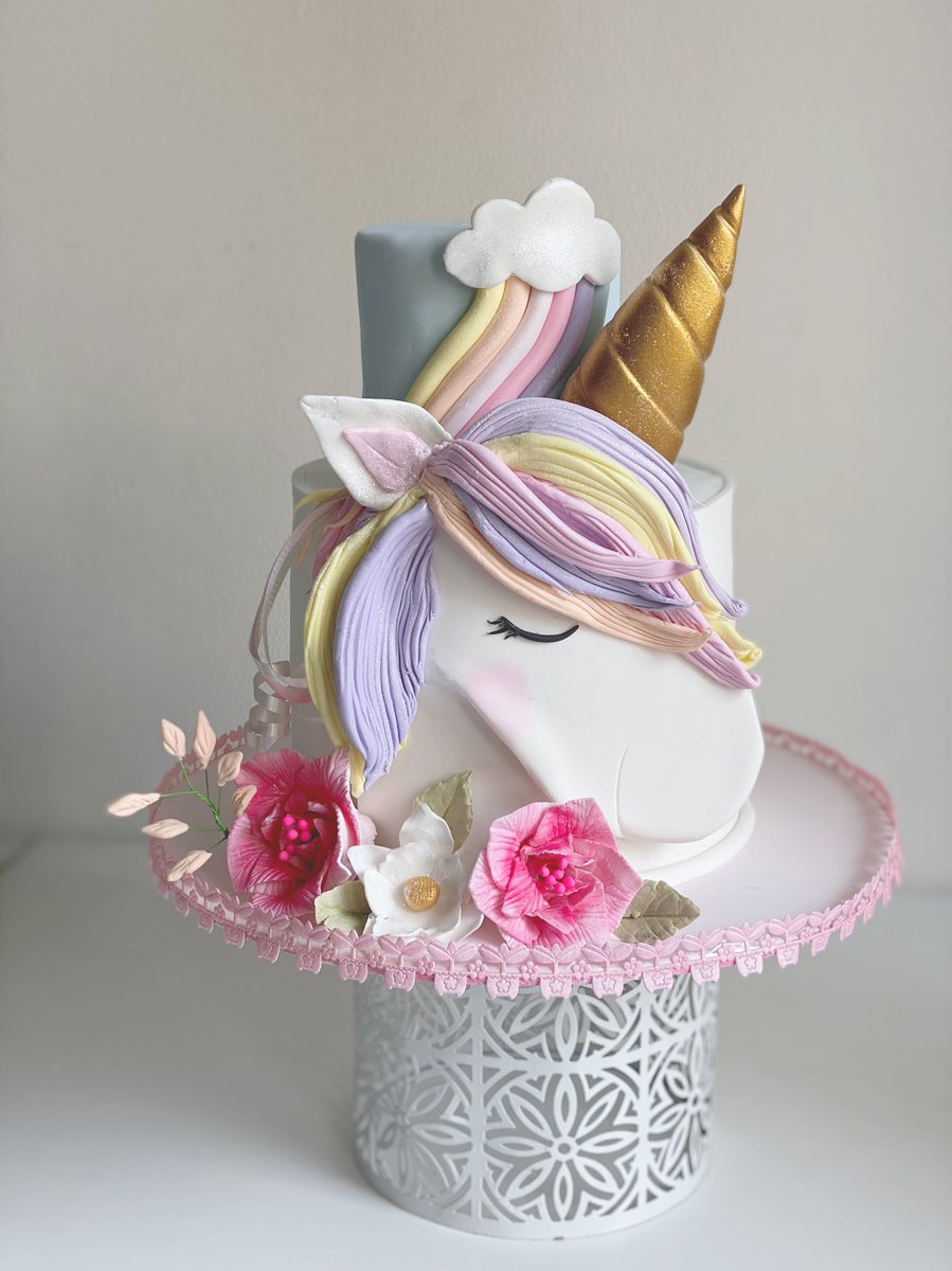 Unicorn cake 
#unicorncake #maldivescakes #maldives #islandbaker #cakesofmaldives #cakelovers