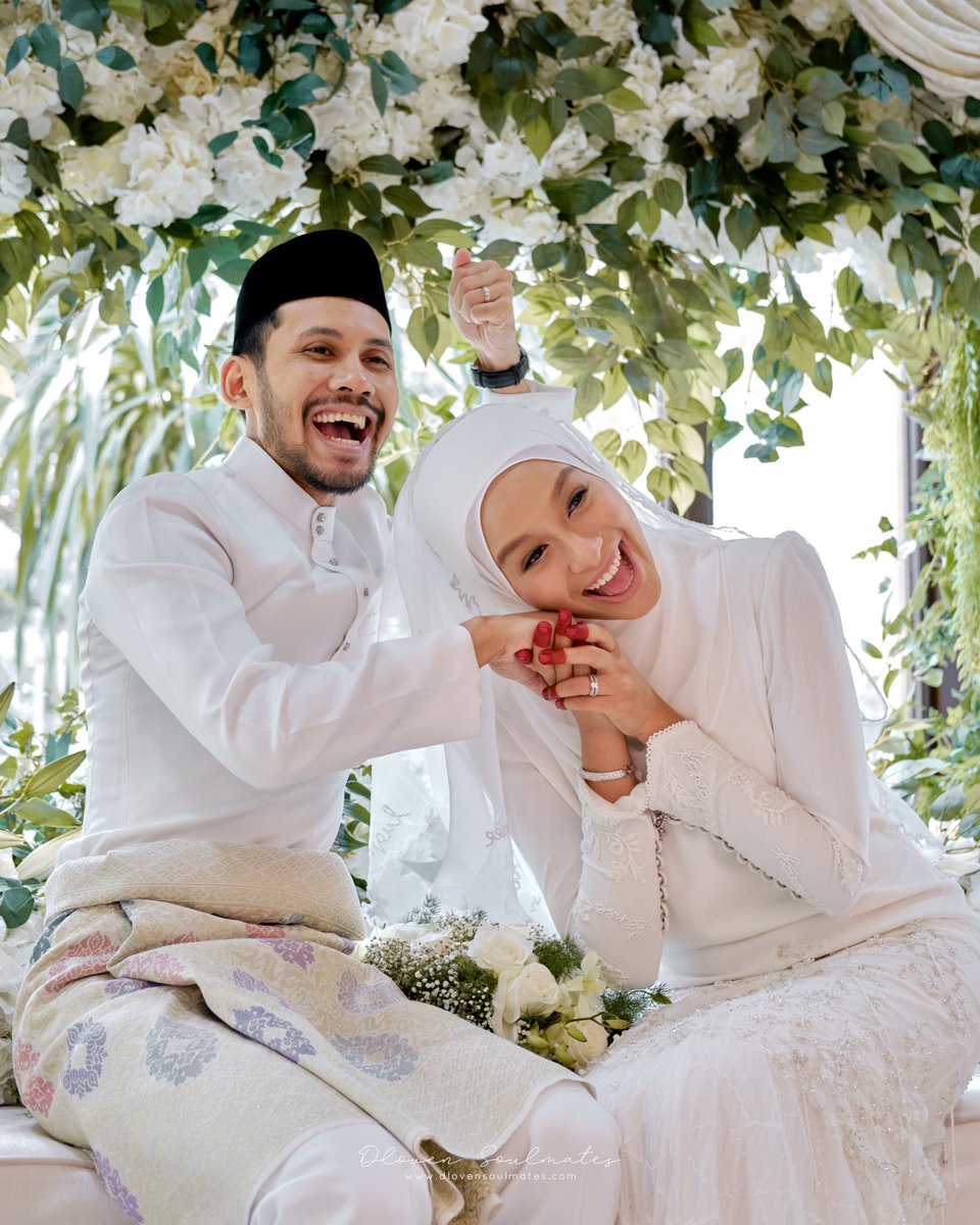 tahaneeshauki's tweet photo. ngorat tu ngorat jugak, niat tu penting!!!!!!!! I straight up told my husband I wanted to date/get to know each other to marry &amp; if he doesn’t want the same, then we shouldn’t continue talking cause girl it gotta go both ways but now nasib dia suka aku balik 🥰🥰🥰🥰 https://t.co/hJ5RNoefCE