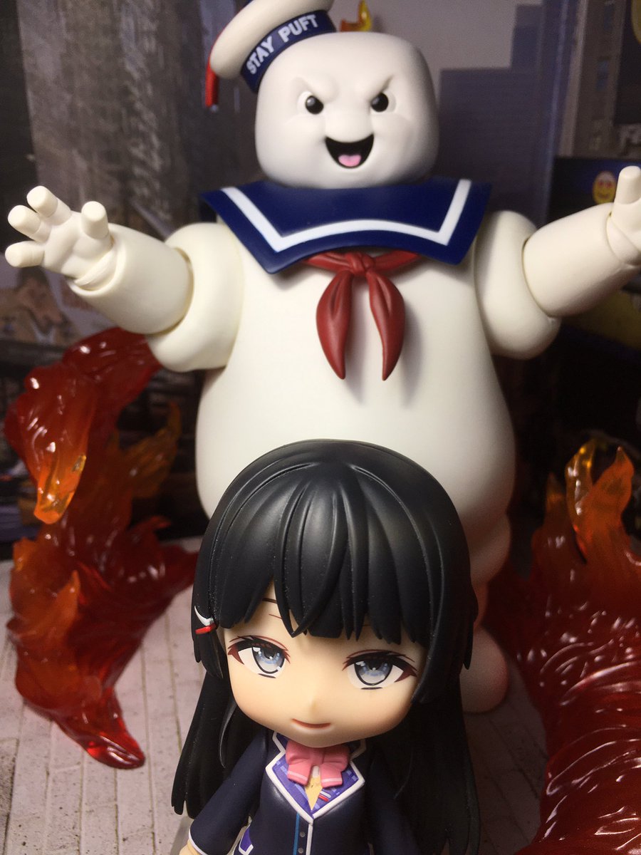 Twoucan 月ノ美兎 の注目ツイート モデル