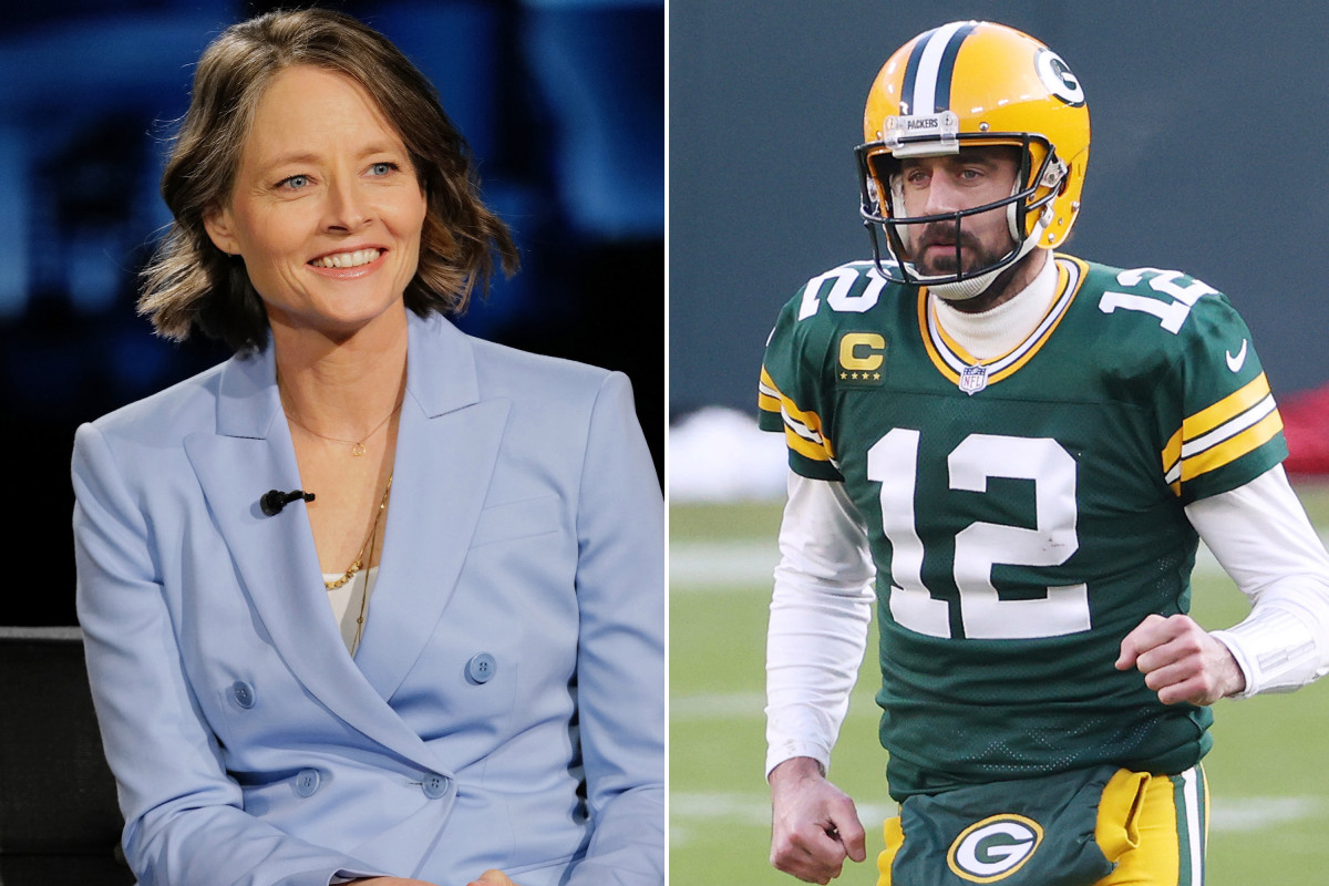 Aaron Rodgers' odd Jodie Foster shout out suddenly makes sense