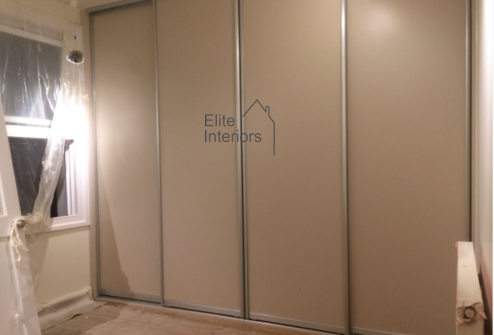 Eliteintslondon's tweet photo. You can't buy the perfect #Wardrobe that reflects your personal style & provides all of the #Storage that you want. Only a #BespokeWardrobe like Christie's #SlidingUnits with #Eggar Internals that is designed for you will fit.
See our #BuiltInWardrobes @ https://t.co/X6lW9hwPH9 https://t.co/u7JX5odOBt