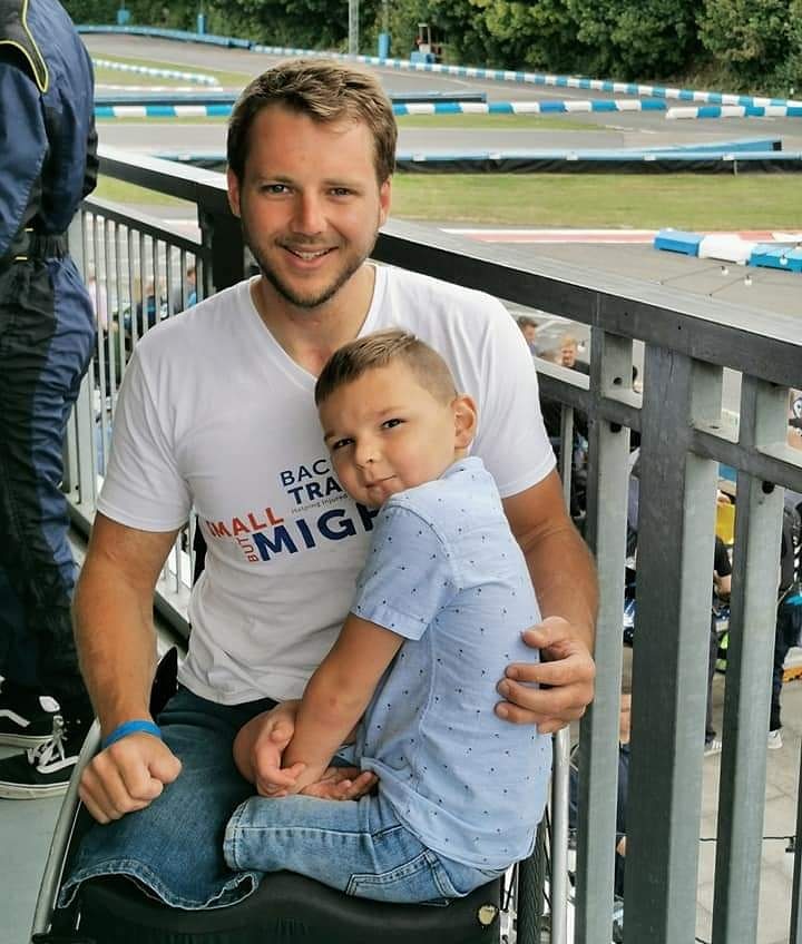 Tony Hudgell BEM (BCyA) Paula Hudgell OBE (@paula_hudgell) on Twitter photo 🐻 Needs your Help 🙏
His next fundraising is for <a href="/BOTCharity/">BackonTrack Charity</a>
#kartingwithheroes Small BUT Mighty.
Tony is teamed with his hero <a href="/MarkRacingAllen/">Mark Allen</a>
They want to win and need you to sponsor them 👇
Read the story in link & sponsor Small But Mighty
backontrack.london/event/karting-… 🐻 Needs your Help 🙏
His next fundraising is for <a href="/BOTCharity/">BackonTrack Charity</a>
#kartingwithheroes Small BUT Mighty.
Tony is teamed with his hero <a href="/MarkRacingAllen/">Mark Allen</a>
They want to win and need you to sponsor them 👇
Read the story in link & sponsor Small But Mighty
backontrack.london/event/karting-…
