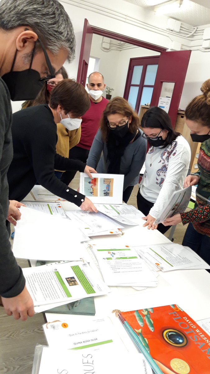 Montse Alós tweet media