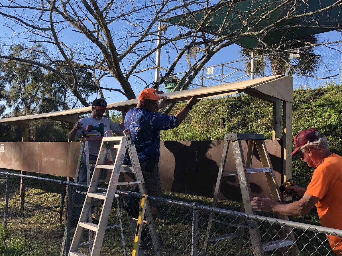 hsbmx1's tweet photo. Big thank you to some of our volunteers who came out to the track to catch up on some maintenance.  Jimmy Pinner, Dwight Pinner and John Pringle replaced the moto boards.  John Turner fence railings &amp; helped Kim Turner and Laura Pringle clean out and reorganize the barn. https://t.co/ABa5bVUnyX