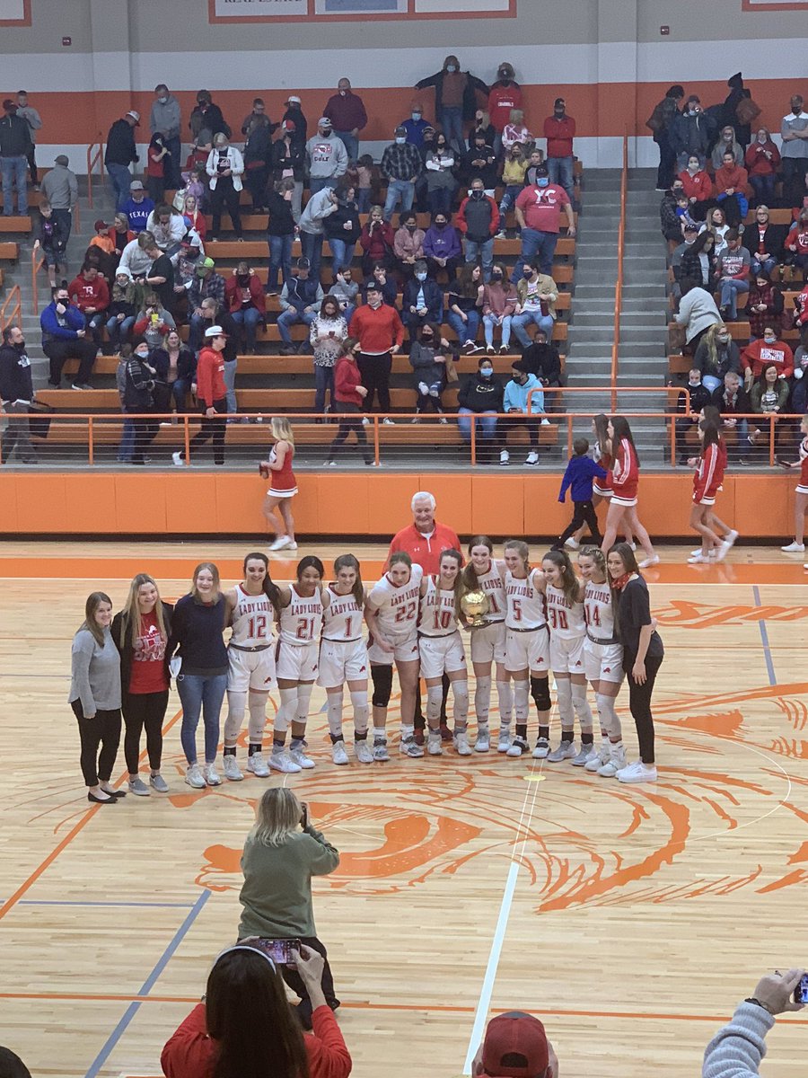 pondergirlsbb's tweet photo. Final
Pottsboro - 45
🆚
Ponder - 60
Your Area Round Champions!!!
#HoldTheRope #RunPressForgetTheRest #FourMore #CEFHNF
@coachjimavery @TXHSGBB @DRC_HSsports @SportsDayHS @VYPEDFW @ReeceWaddell15 https://t.co/UrVWdPxkPS