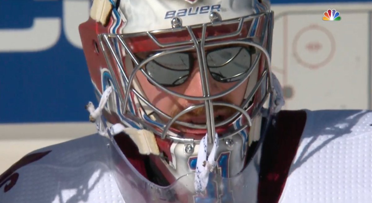 spittinchiclets's tweet photo. Biz coming back inside after “going outside for a few” https://t.co/EMI3fo5ROt