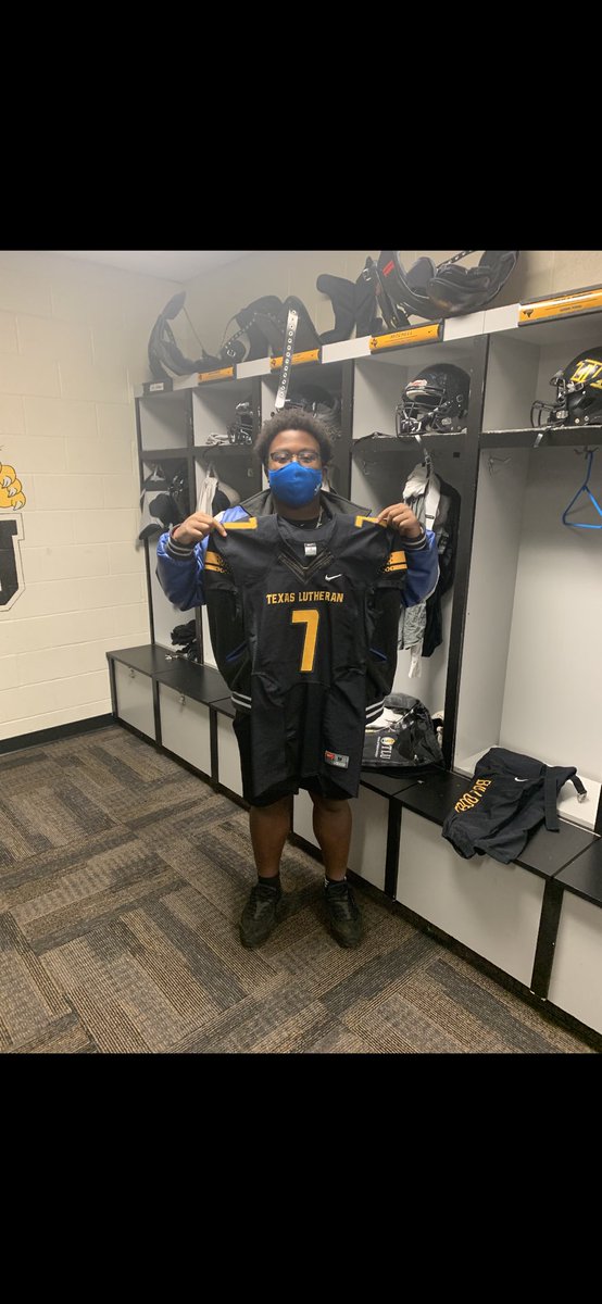@TaylorMustangFB <a href="/BrentVerzwyvelt/">Coach V</a> <a href="/Coach_JoFo/">Jody Ford</a> <a href="/csimmons64/">Chad Simmons</a> #GoBulldogs