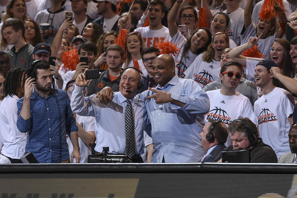 AuburnMBB's tweet photo. Hit that RT and help us with our man Charles Barkley a Happy Birthday! 🐐 https://t.co/CfoEXr7bUv