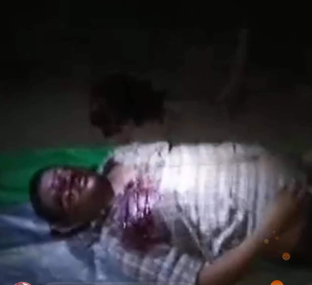 Mzh_ZinHein's tweet photo. Police is shooting in the head to civilian right now at Shwe Pyi That , Yangon, Myanmar...
#WhatsHappeninglnMyanmar 
#21FebCoup https://t.co/ezX7ruxtY5