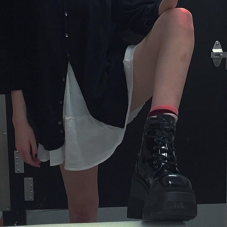 SkinnyInABit's tweet photo. Unpinning at 160 🖤💢💣🦴🦷 https://t.co/yRtXhgS5Fw