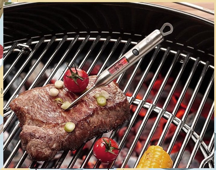 русская кухня вторые блюда. Meat kitchen. много мяса. шашлык из стейков индейки. мясо в русской кухне.