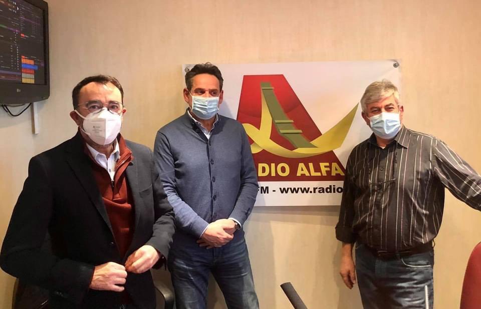 Merci à la <a href="/RadioAlfaParis/">Radio Alfa</a> 
Merci  @SandjakJ , Président de la <a href="/LPIFF75/">Ligue de Paris Île-de-France de Football</a>    
<a href="/manualfa2/">Manuel Alexandre ✨</a>