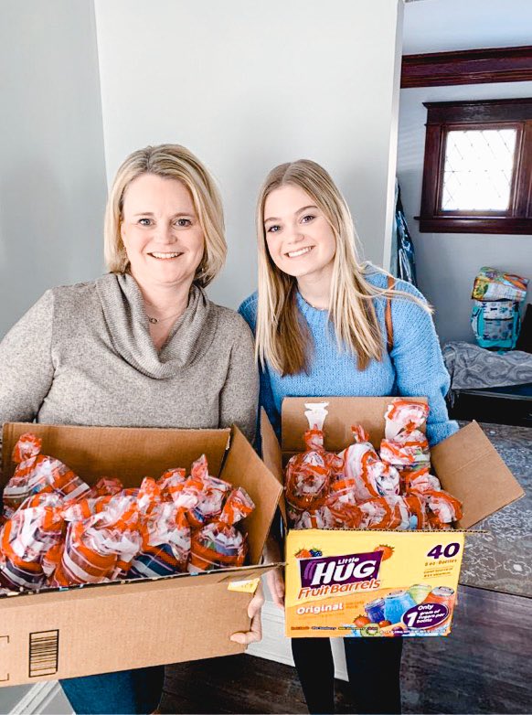The cutest legacy duo showing how much Alpha Delta Pi loves and supports RMHC here in Kansas City! While we aren’t able to support in person, we are doing everything we can to show our continued support from a distance! #rmhc #adpiforlife