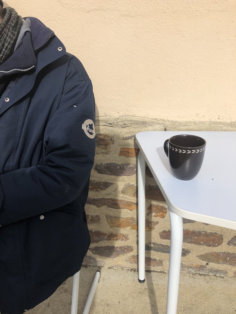 20.02.2021 
à LA BAGAGERIE LES CLÉS SOLIDAIRES #rennes pour les personnes sans toit 

..On reprend plaisir à cuisiner,on prend soin de soi,on sculpte , on se pose au soleil pr papoter..on vit de bons moments partagés ... facebook.com/20046412530831…

Il était une fois la bagagerie ...