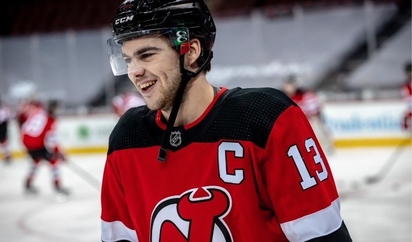 NHLPA's tweet photo. When you level up your letter. Congratulations to @nicohischier! 

(📷: @NJDevils) https://t.co/jYmCE2wTfx