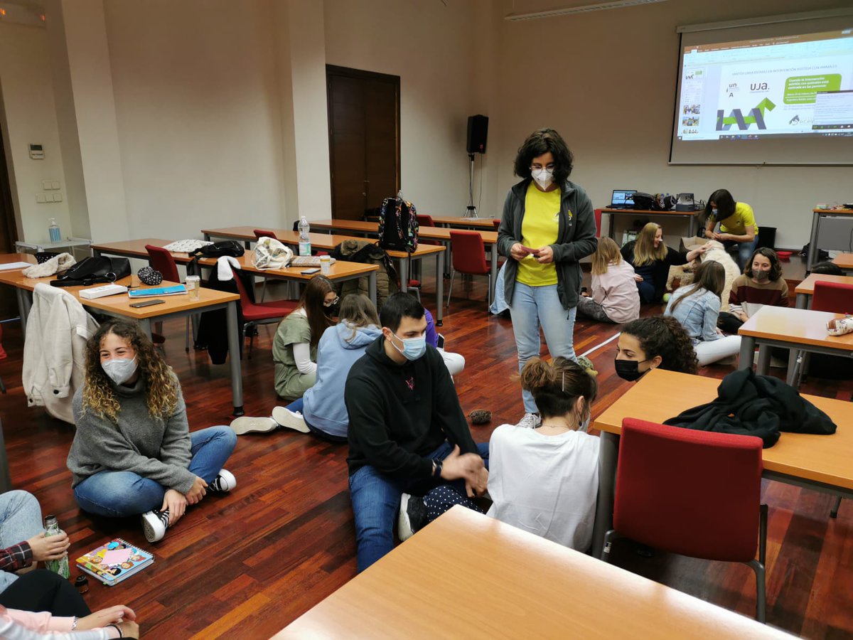 MasterIAA's tweet photo. En la mañana del sábado retomamos las clases prácticas gracias al gran equipo humano y canino de la @FundAcavall Gracias por la experiencia y el aprendizaje. Os esperamos en la siguiente.
#masteriaa #formacion #postgrado #universidad #andalucia https://t.co/NwqoQHYwBj