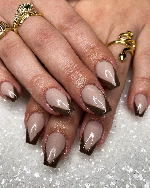 Top 28+ Mocha Nail Designs to Try in 2024 Don't Miss Out!