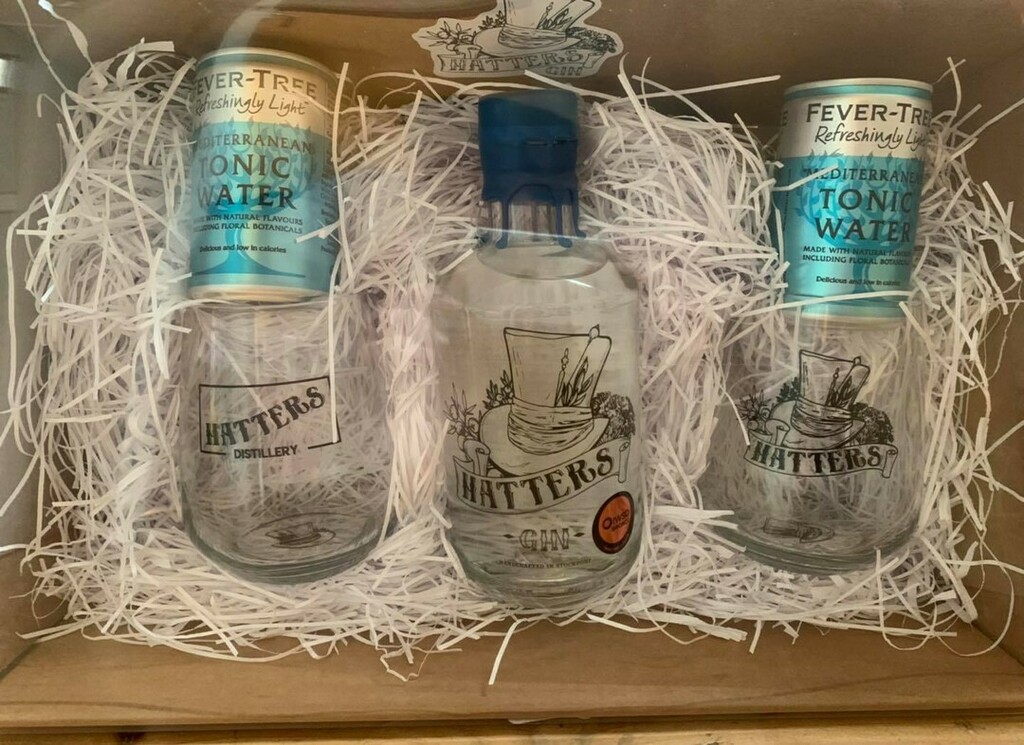 Hatters Gin Distillery tweet media