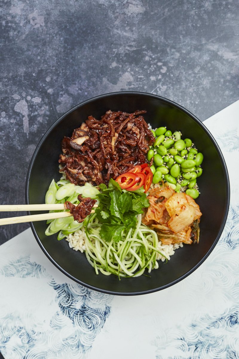 no ducking from change here. our newest vegan donburi with shredded seitan + seiitake mushrooms. mixed in a cherry hoisin sauce. here through feb 28 #smallchangebigdifference
