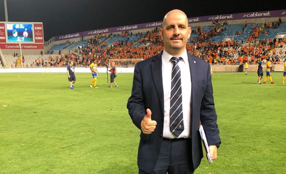 APOELfans's tweet photo. ΚΑΝΕΙΣΕ ΤΖΑΙ ΣΕΝΑ, ΕΦΑΕΣ ΤΖΑΙ ΕΣΠΑΣΕΣ.. #SAVVIDESOUT #AIDSOUT. https://t.co/kNRdILObUj