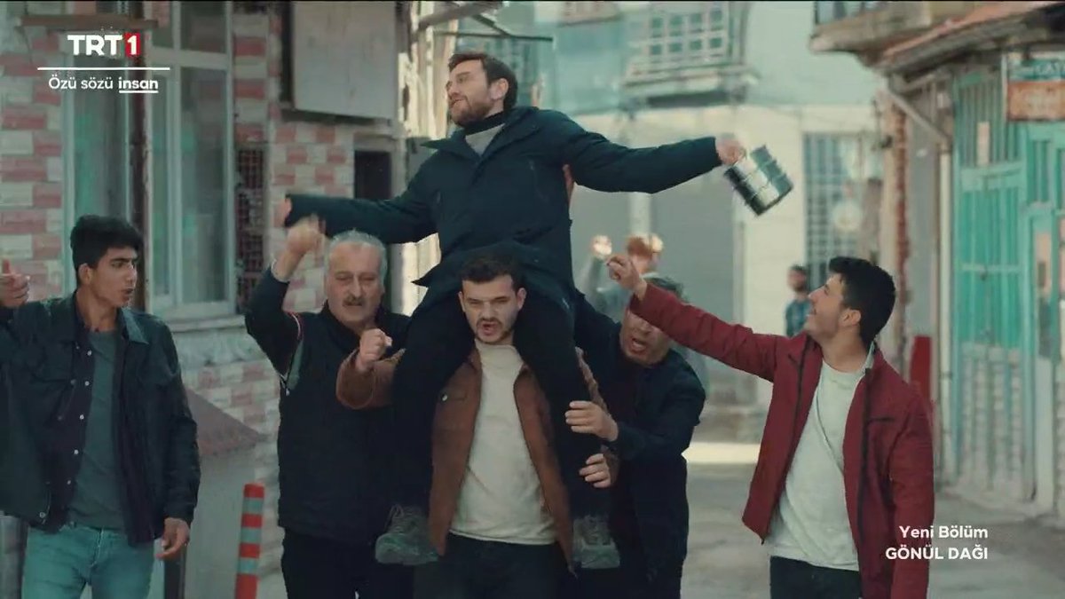 4craneFnd's tweet photo. Ramazan her yerde belli ediyo kendini 😂😂
#GönülDağı https://t.co/Kimm4RLCQm