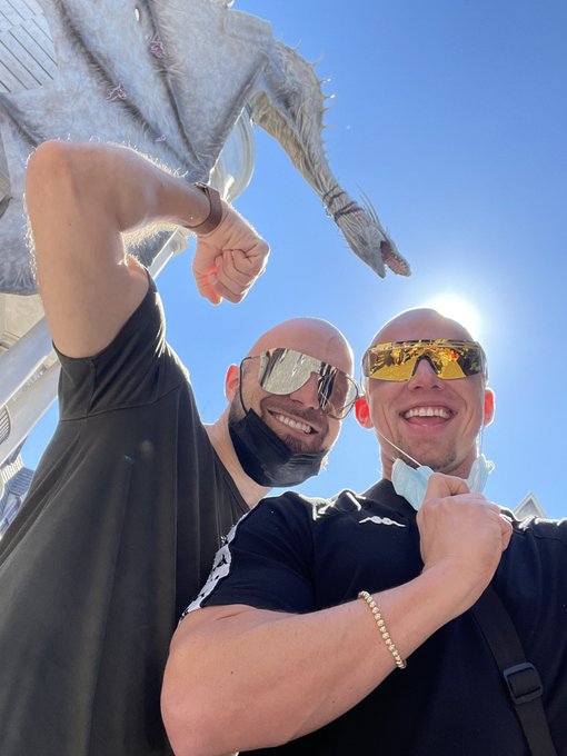 1 pic. Being children @Tarzan_TopXXXL https://t.co/4cytU2YyyK