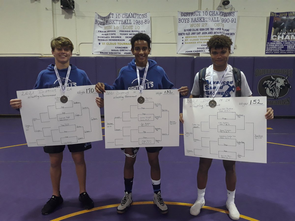 FlyingLsAthlete's tweet image. Congrats to Flying Ls wrestlers (L-R) Collin Gilbert, James Berline, and Zaden Buncknor for winning their individual weight classes and becoming district champions