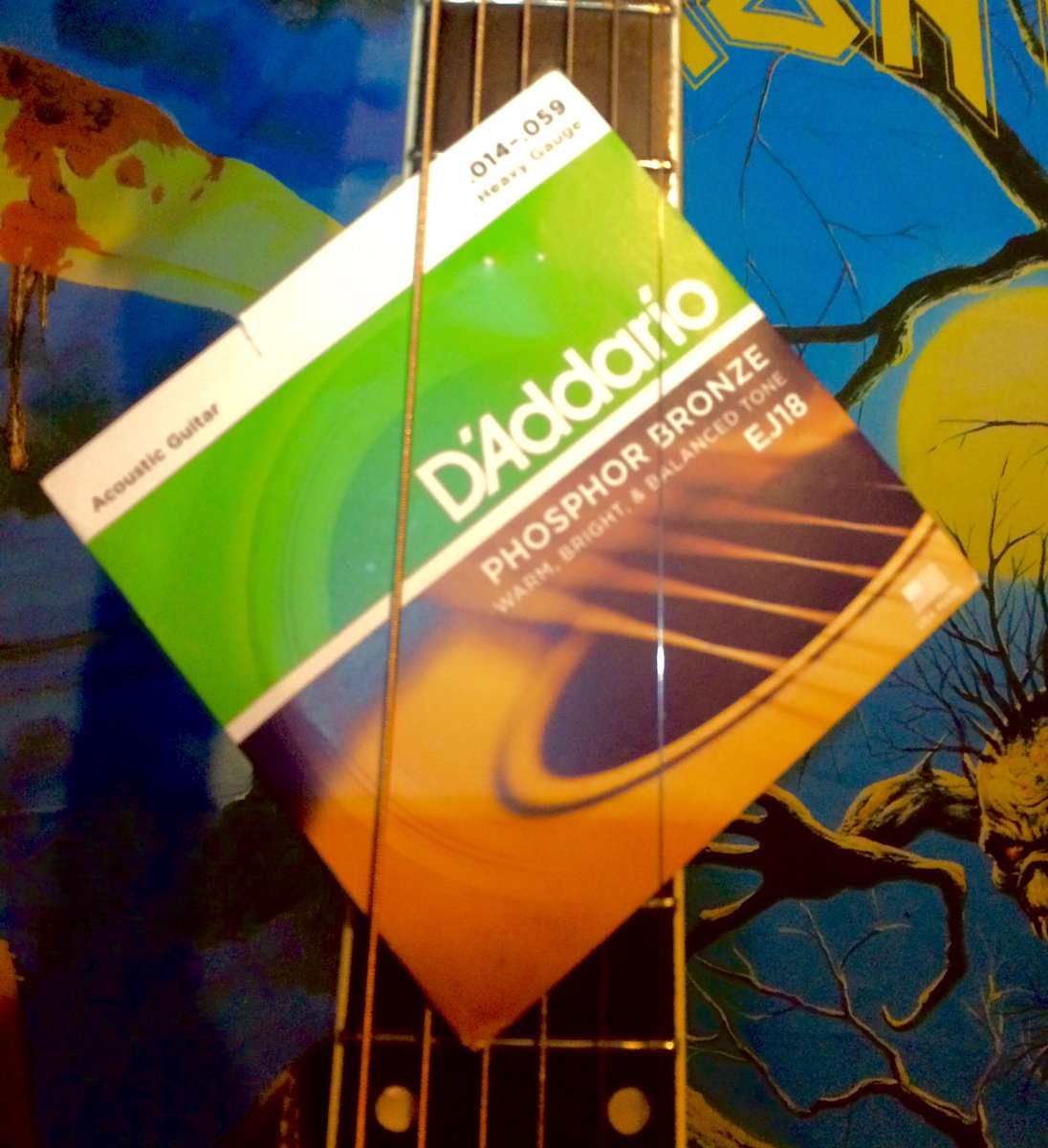 ciderousecrew's tweet photo. The ol’ Workhorse has been treated to a shiny new set of my favourite @DaddarioandCo EJ18 14-59 strings, a raft of new @jimdunlopusa Tortex “Sharp” .88mm AND some@cool skull@machine heads and bridge pins.
#entourageassemble #daddario #heavystrings #skull #customhardware https://t.co/9tgQhN3iCr