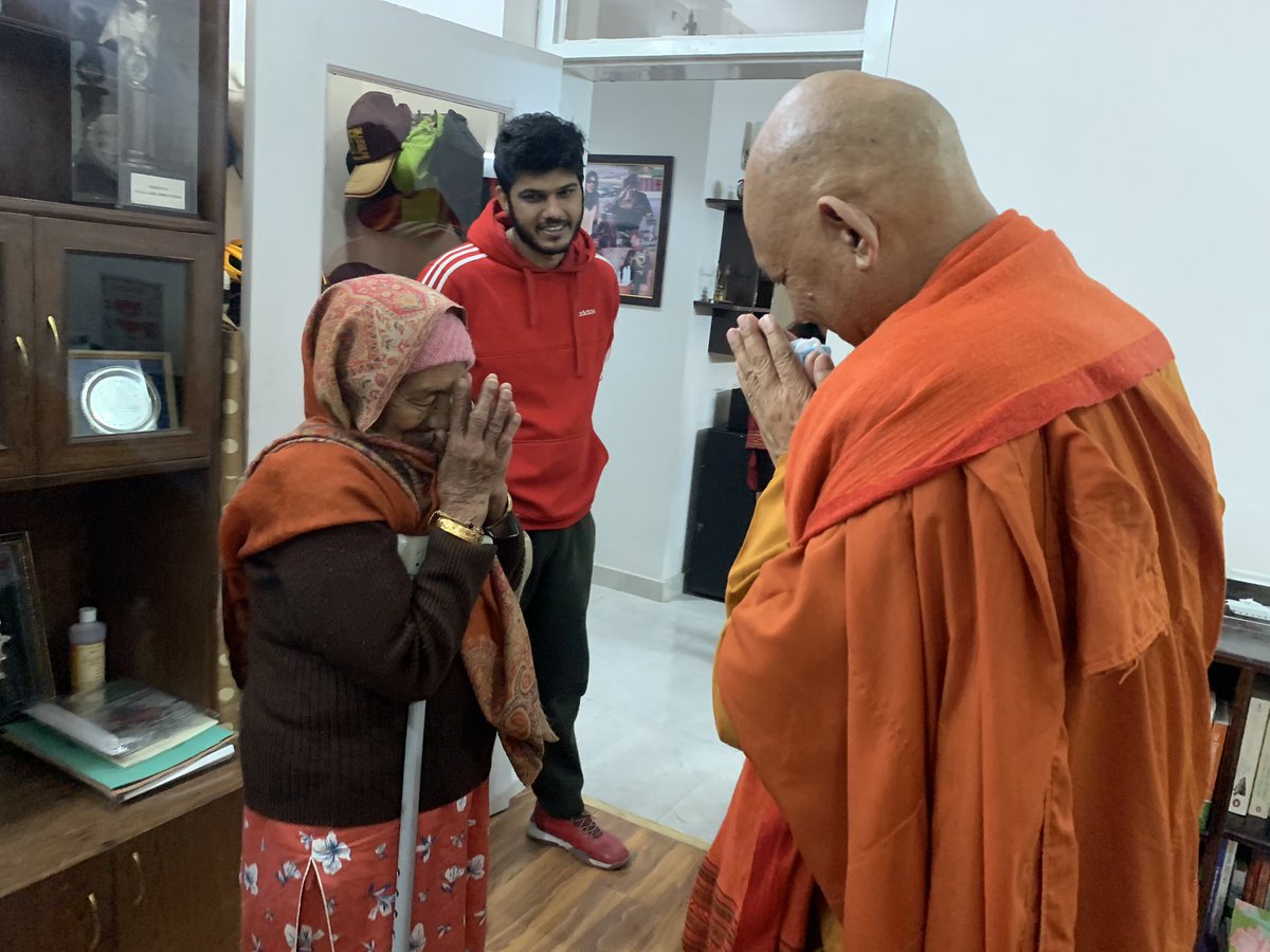 Bhikkhu Sanghasena tweet media