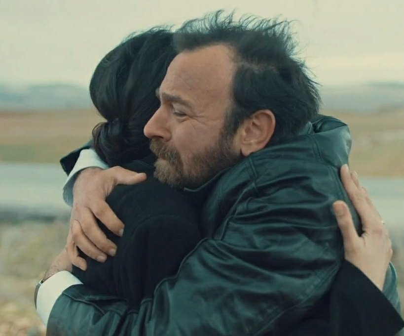 gonuldagialinti's tweet photo. "Bir insan bir insana elbette yeterdi"
#GönülDağı https://t.co/tRSs32ANyF