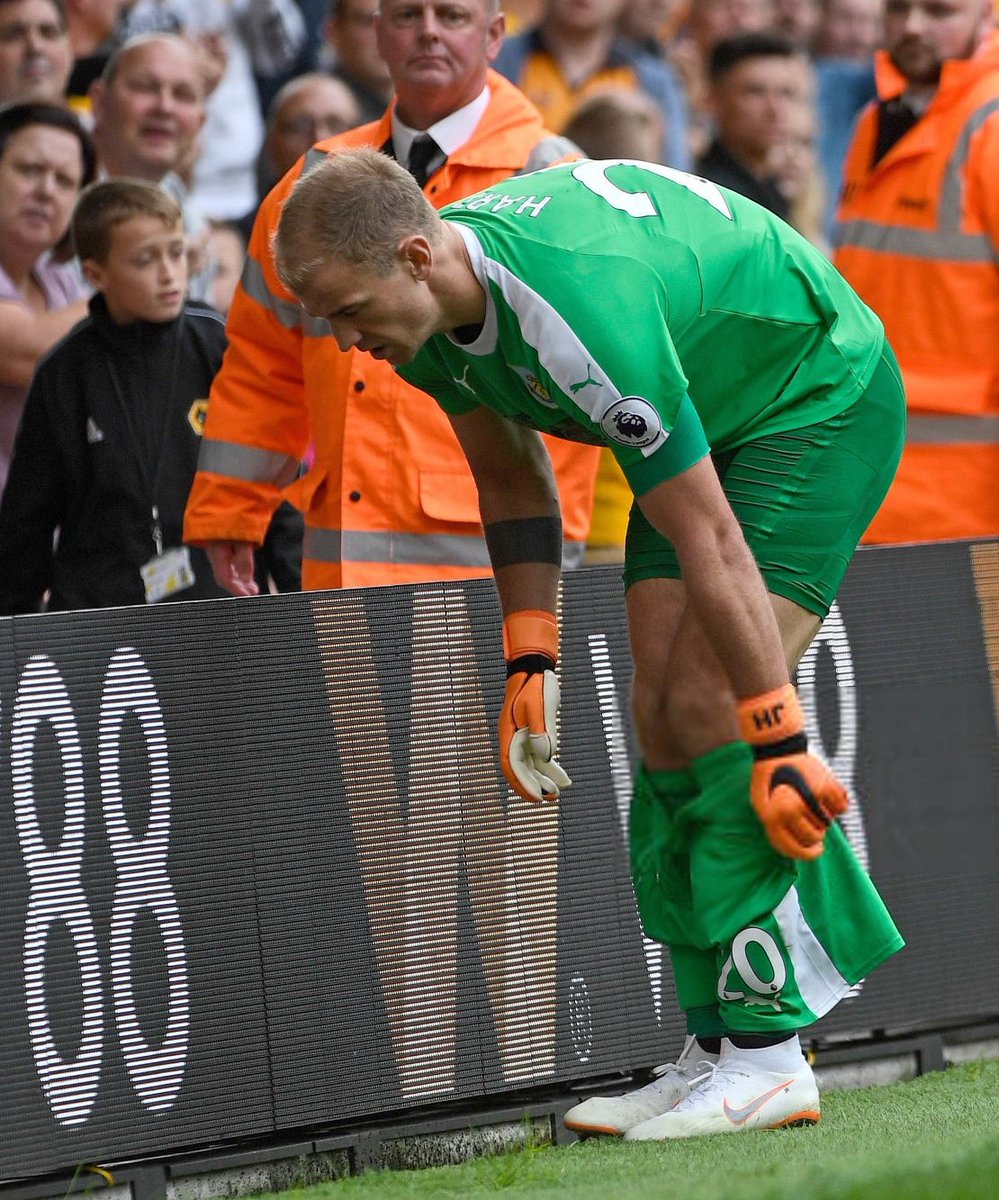 goalg0ys's tweet photo. #JoeHart #hotgoalkeeper #stripteasing https://t.co/bu3dcRq2yM