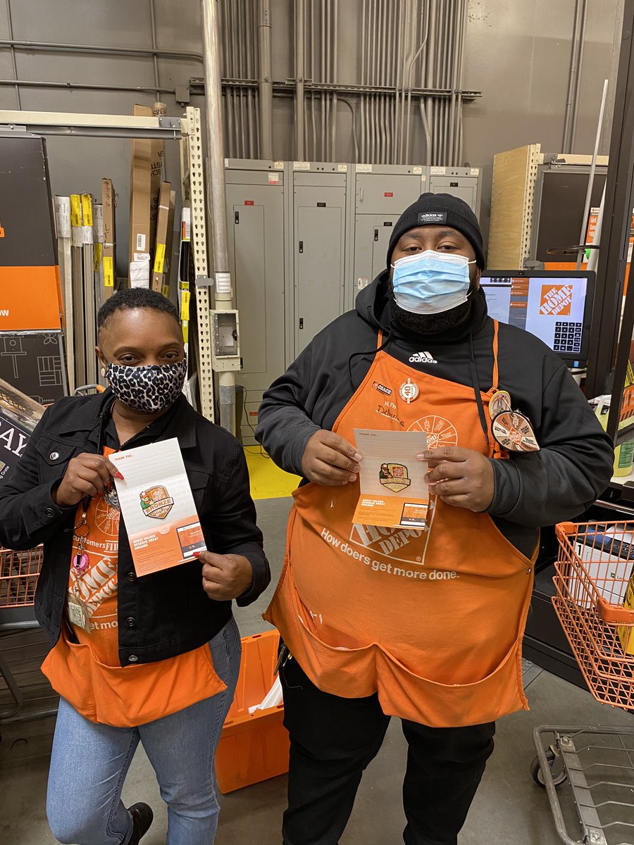 AaronM6586's tweet photo. Congratulations to all of our milestone winners. @THDLuisC @Michelangelo_HD @MejutoAllen @6838HomeDepot https://t.co/kczTHzuRt7