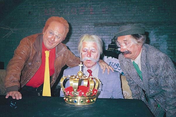 SOM038's tweet image. Zoek de verschillen #peczwolle